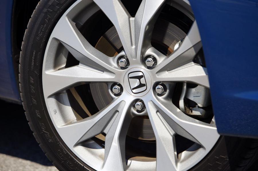 Honda Civic Si 2012 года  (фото 2 из 31)